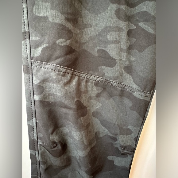 AEROPOSTALE MENS BLACK CAMO PRINT ELASTIC WAIST PULL ON JOGGER PANT - MEDIUM - Picture 5 of 7